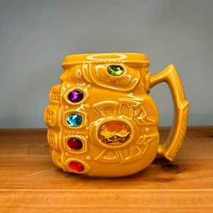 Disney Marvel Avengers Infinity War Thanos Infinity Mug Gauntlet 16 oz
